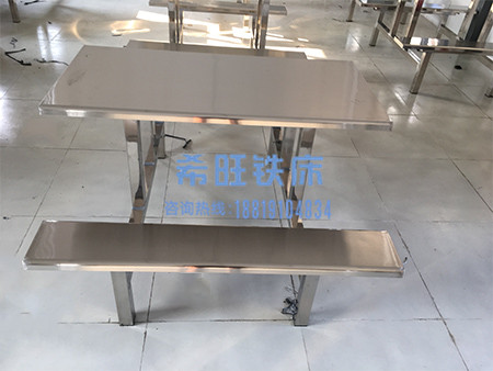 不锈钢餐桌厂家